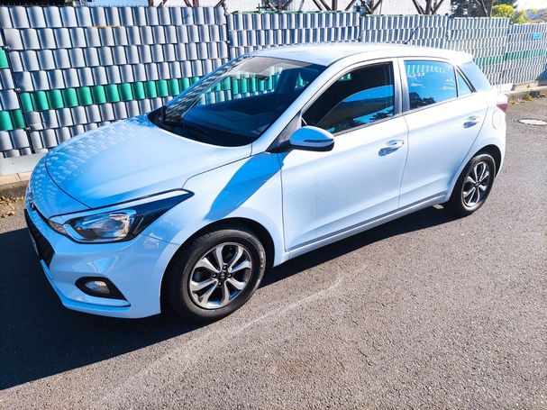 Hyundai i20 1.2 Select 62 kW image number 1