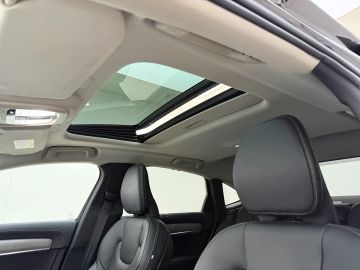 Car image 48