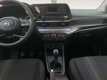 Car image 11