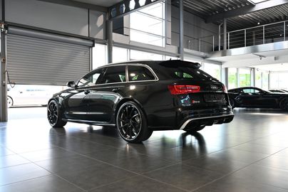 Car image 38