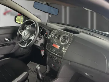 Car image 21
