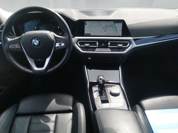 BMW 320i Touring Sport Line 135 kW image number 6