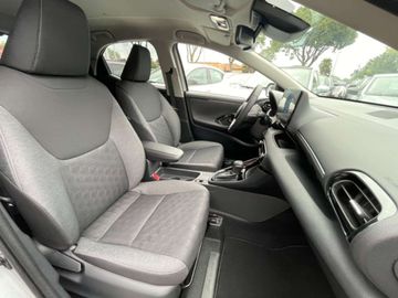 Car image 15