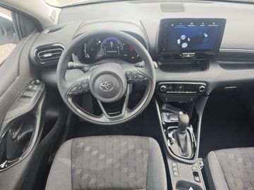 Car image 10