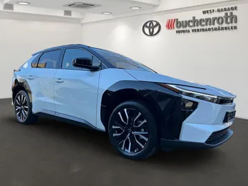 Car image 2