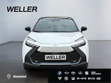 Car image 3