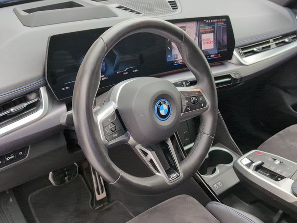 BMW iX1 xDrive30 M Sport 200 kW image number 11