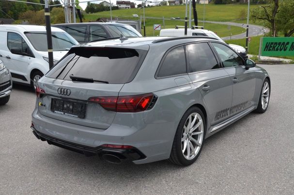 Audi RS4 quattro Avant 331 kW image number 3