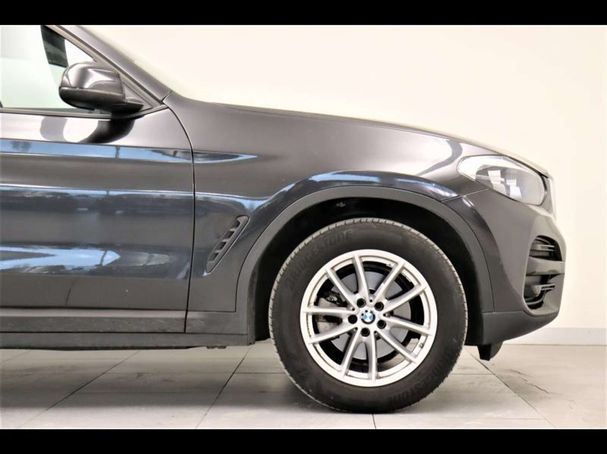 BMW X3 xDrive20i 137 kW image number 6