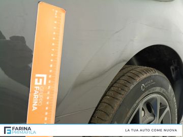 Car image 29