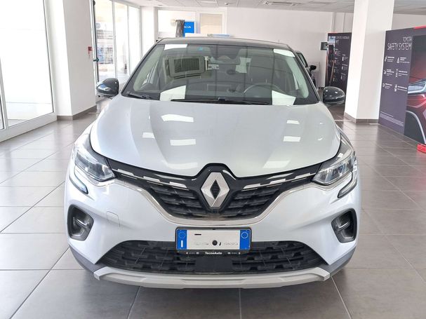 Renault Captur E-Tech Hybrid 145 105 kW image number 3