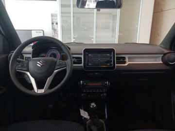 Car image 14