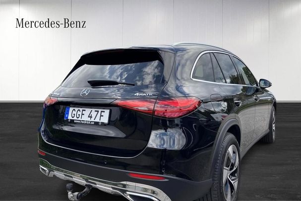 Mercedes-Benz GLC 300 de 4Matic 245 kW image number 3