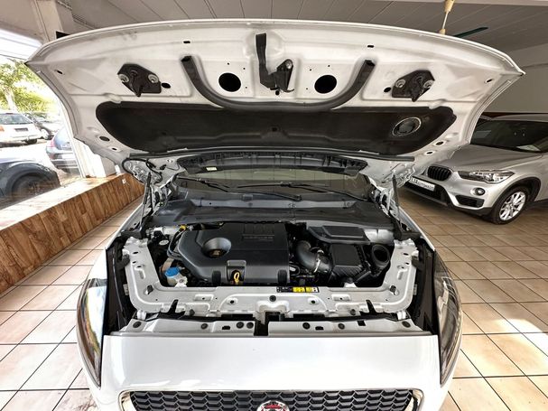 Jaguar E-Pace AWD 110 kW image number 6