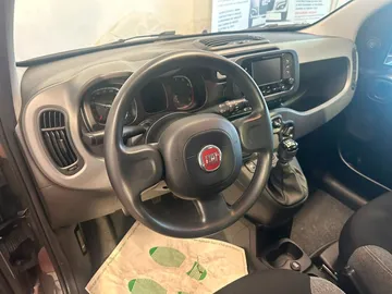 Car image 15