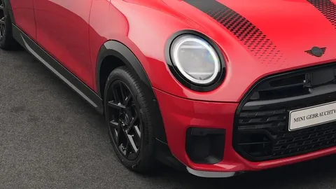 Car image 23