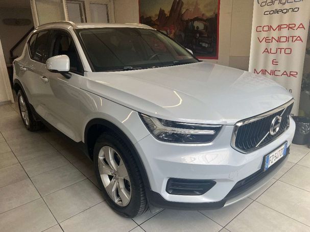 Volvo XC40 D3 AWD Geartronic Momentum 110 kW image number 6