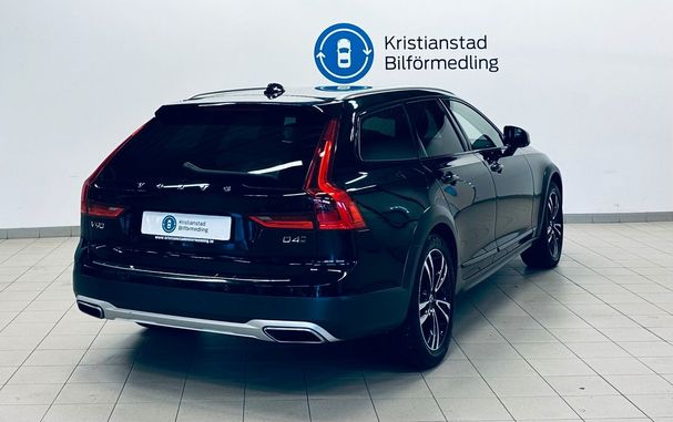 Volvo V90 Cross Country D4 AWD 140 kW image number 8