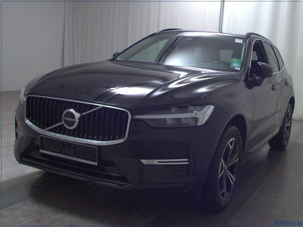 Volvo XC60 B4 AWD Momentum 145 kW image number 1