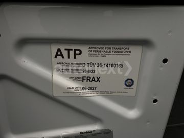 Car image 29