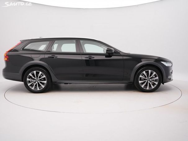 Volvo V90 Cross Country AWD B4 145 kW image number 14