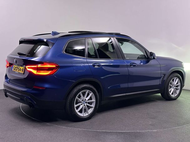 BMW X3 xDrive30e Sport 216 kW image number 3