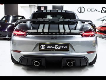 Car image 5