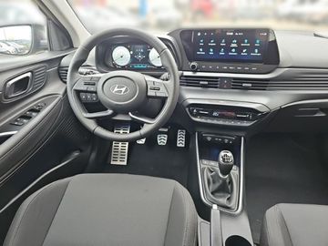 Car image 10