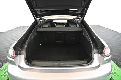 Car image 39