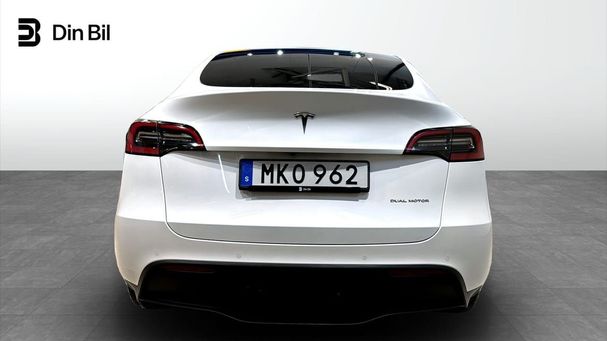 Tesla Model Y Long Range AWD 383 kW image number 2