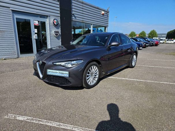 Alfa Romeo Giulia 2.2 AT8 Super 112 kW image number 1