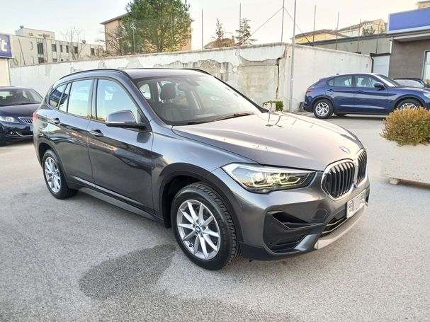 BMW X1 16d sDrive 85 kW image number 2