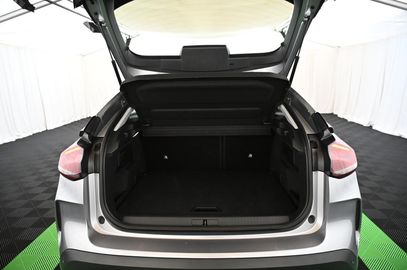 Car image 33