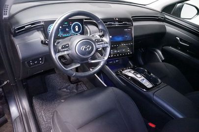 Car image 10