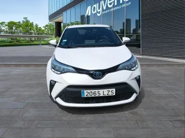 Car image 3