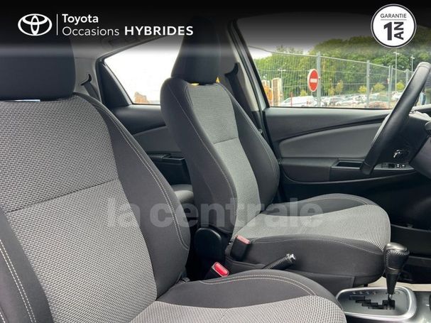 Toyota Yaris Hybrid 55 kW image number 6