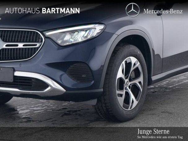 Mercedes-Benz GLC 300 e 230 kW image number 3