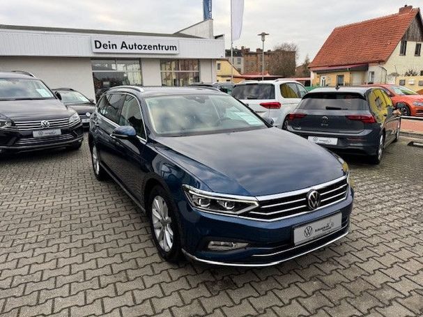 Volkswagen Passat Variant 2.0 TDI Elegance DSG 110 kW image number 3