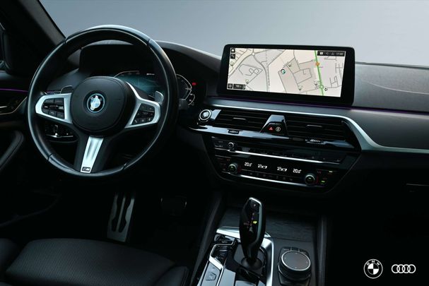 BMW 530 Touring xDrive 215 kW image number 4