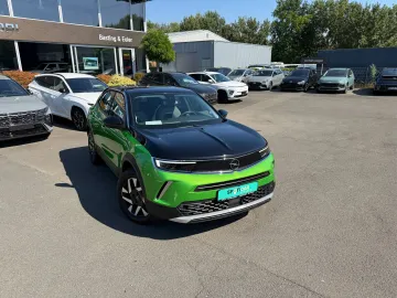 Car image 19