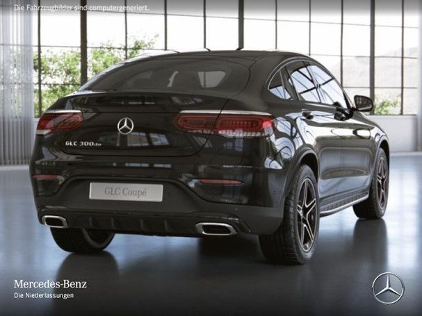 Mercedes-Benz GLC 300 de 225 kW image number 3