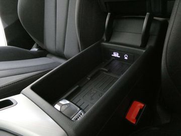 Car image 31