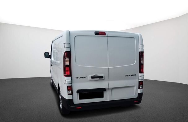 Renault Trafic E-Tech 90 kW image number 3