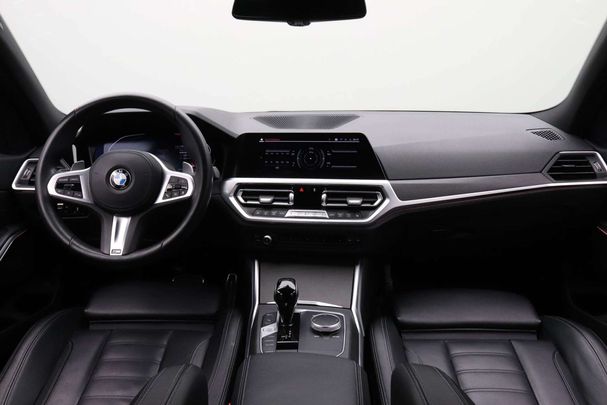 BMW 330i Touring 190 kW image number 24