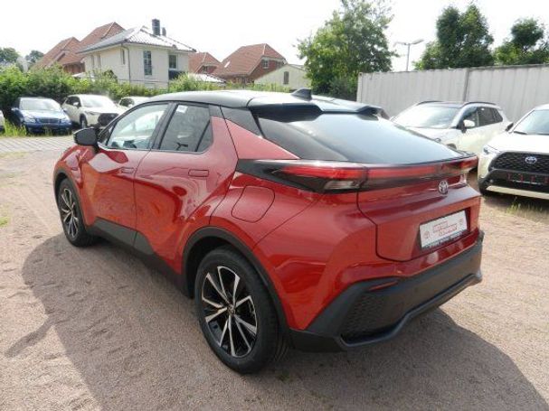 Toyota C-HR 1.8 Hybrid 103 kW image number 4