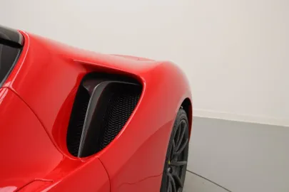 Car image 39