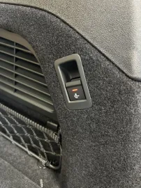 Car image 45