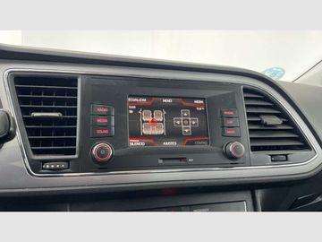 Car image 33