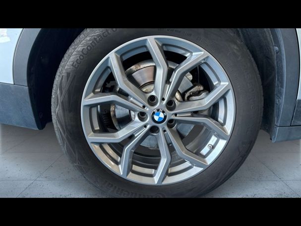 BMW X3 xDrive20d xLine 142 kW image number 8