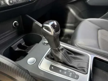 Car image 50